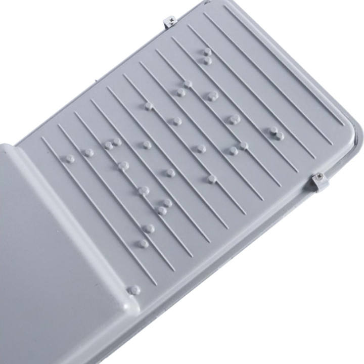 Solar Street Light Outdoor with IP65 Waterproof and LED Road Lighting