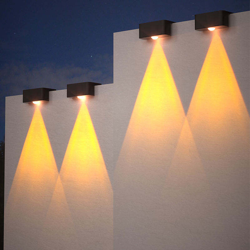 Solar Fence Light Outdoor with IP65 Waterproof and Aluminum Wall Lamp Design